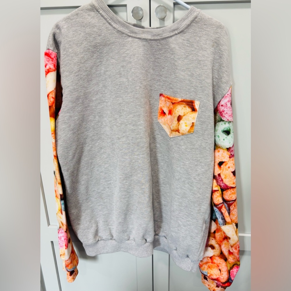 Fruit  Loops Cereal Print Gray Sweatshirt Women’s XL